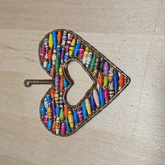 {Ornaments 4 Orphans} Open Heart Beaded Ornamemt - Picture 1 of 6